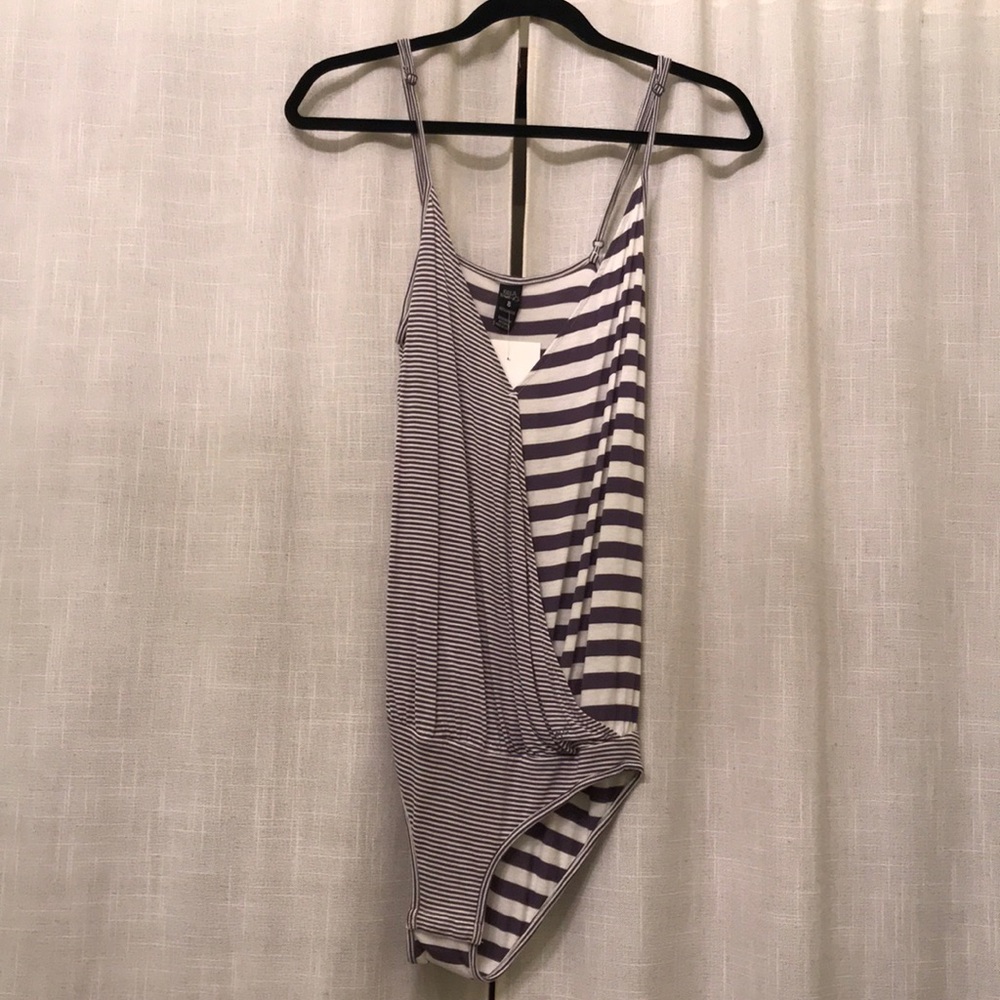 Billabong bodysuit